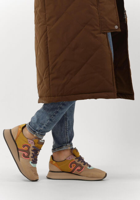 Beige WUSHU Lage sneakers MASTER - large