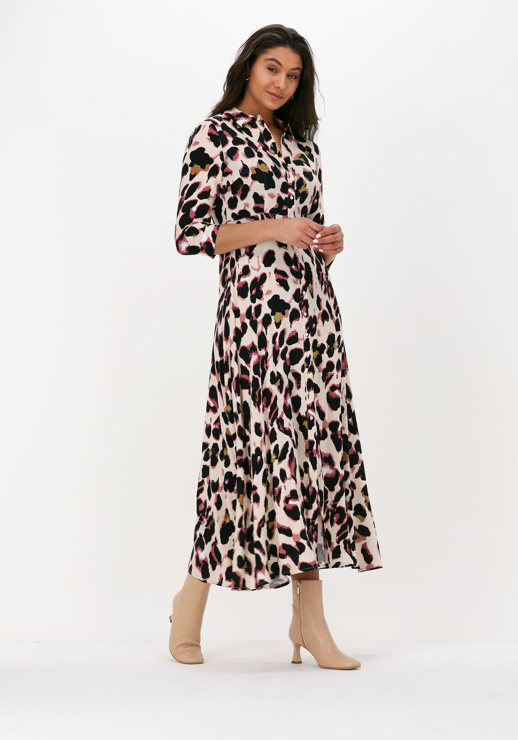 Yas clothing deals