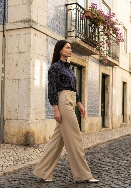 Donkerblauwe JANSEN AMSTERDAM Blouses NURIA BLOUSE WPT 761 3/4 SLEEVE WIDE FIT - large