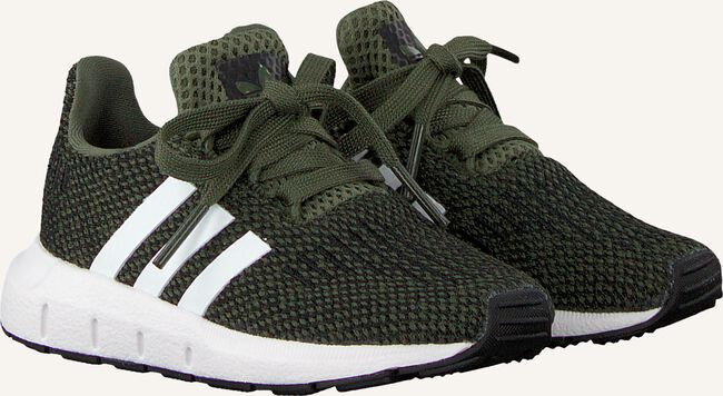 Groene ADIDAS Lage sneakers SWIFT RUN I Groene ADIDAS Lage sneakers SWIFT RUN I - large
