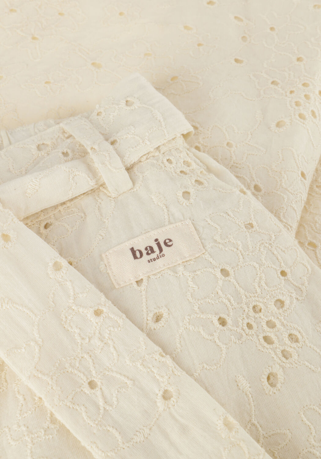 Witte BAJE STUDIO Pantalon MADDEN - large