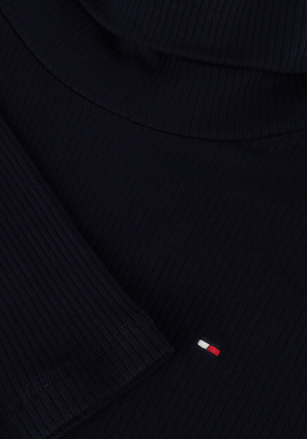 Donkerblauwe TOMMY HILFIGER Coltrui SLIM 5X2 RIB ROLL-NK LS - large