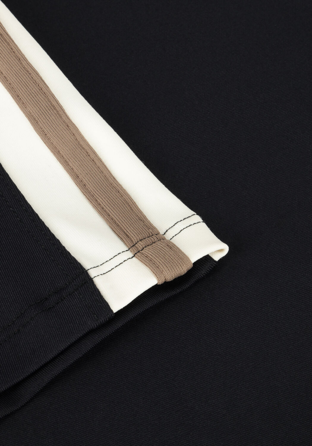 Zwarte DEBLON SPORTS Top JADE TOP - large