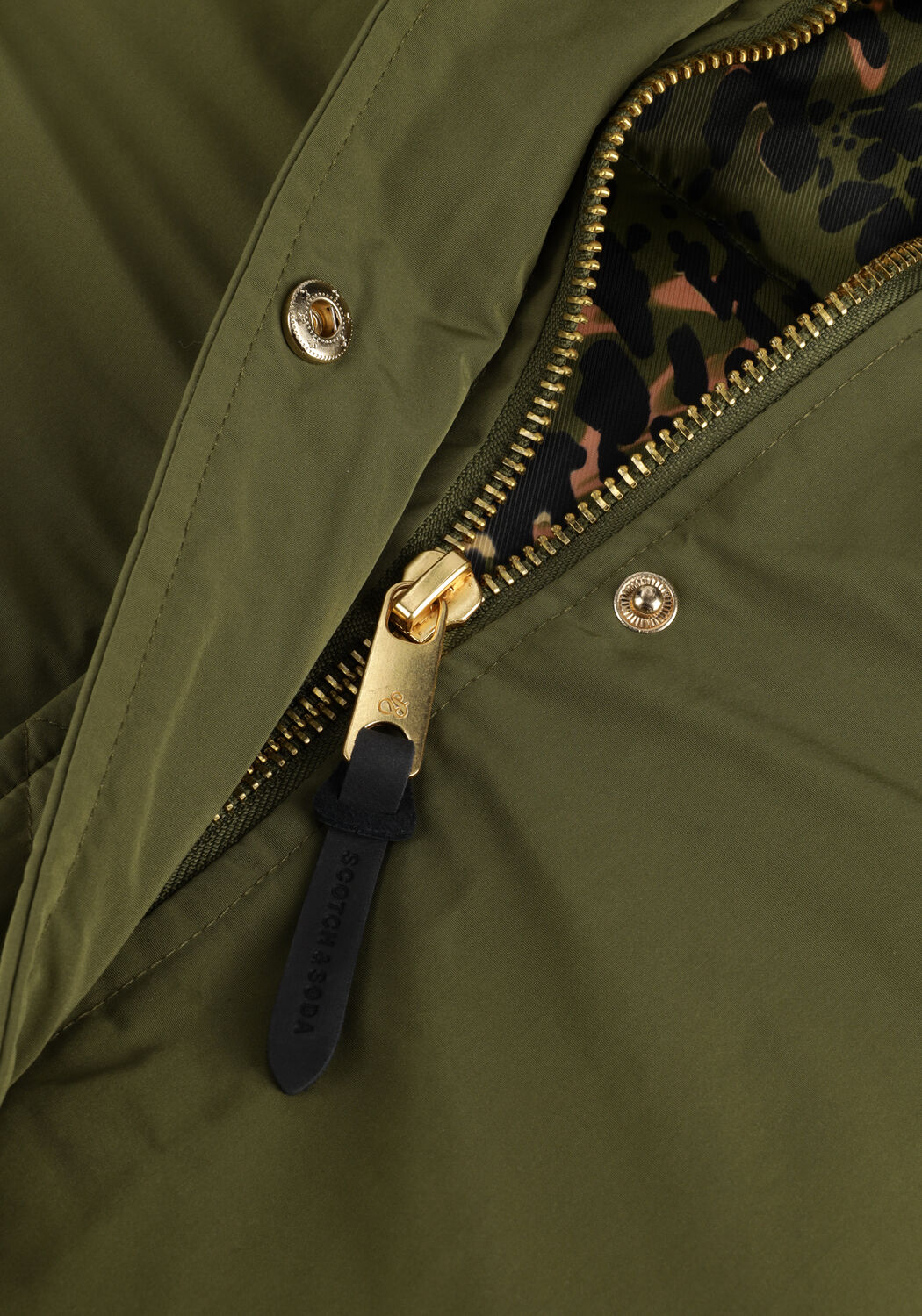 Olijf SCOTCH & SODA Parka's WATER REPELLENT PARKA WITH REPREVE FILLING - large