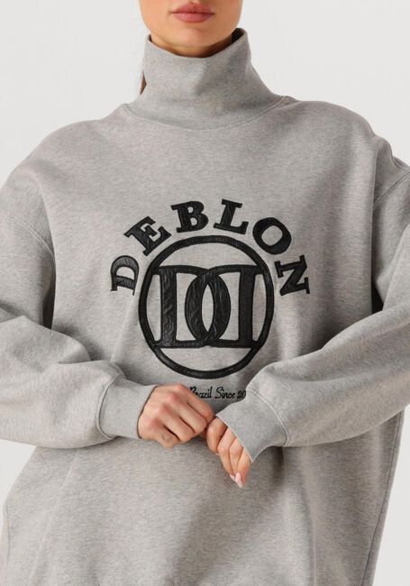 DEBLON SPORTS TESS SWEATER - large