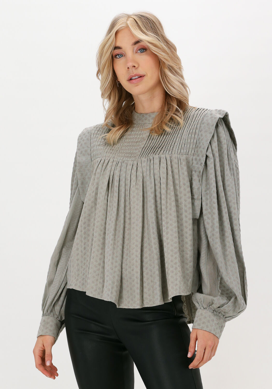 Ana Alcazar Blouse met korte mouwen room casual uitstraling Mode Blouses Blouses met korte mouwen 