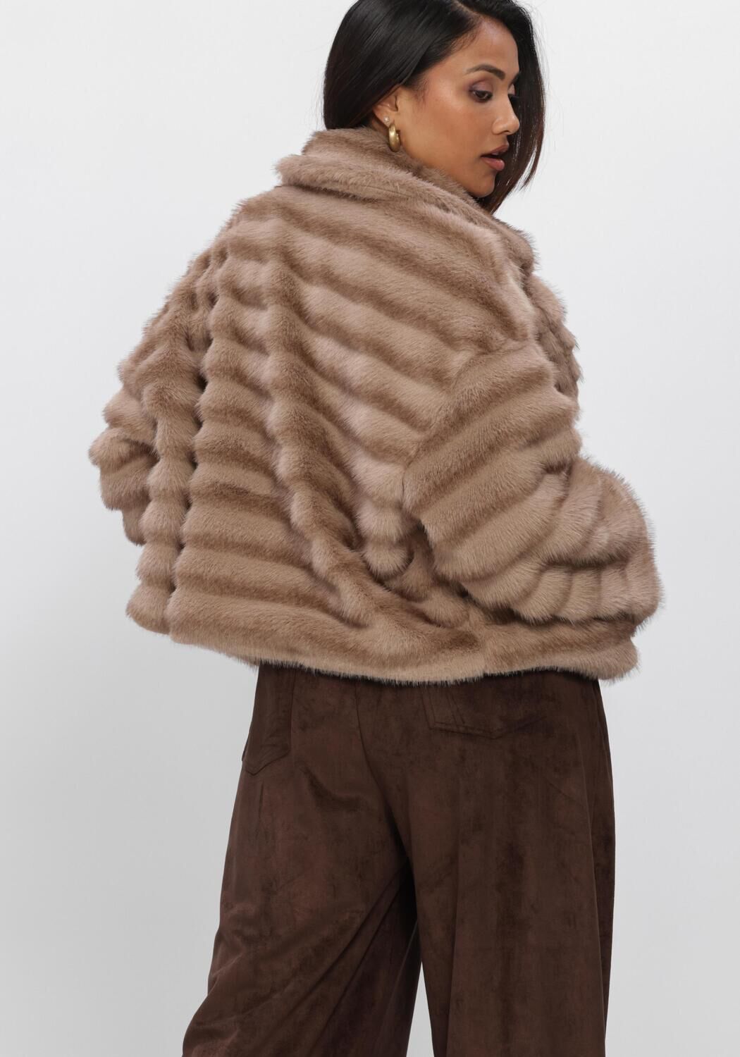 Beige NUKUS Faux fur jas HILDE JACKET FLUFFY - large