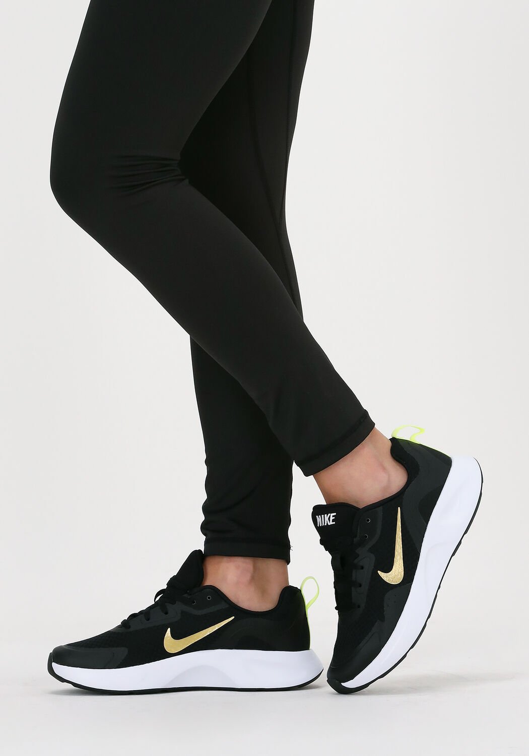 zwarte nike lage sneakers wearalldayt