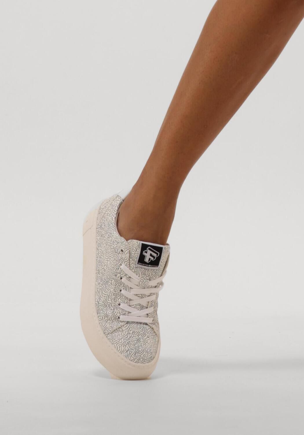 Witte FLORIS VAN BOMMEL Lage sneakers SFW-10059 - large