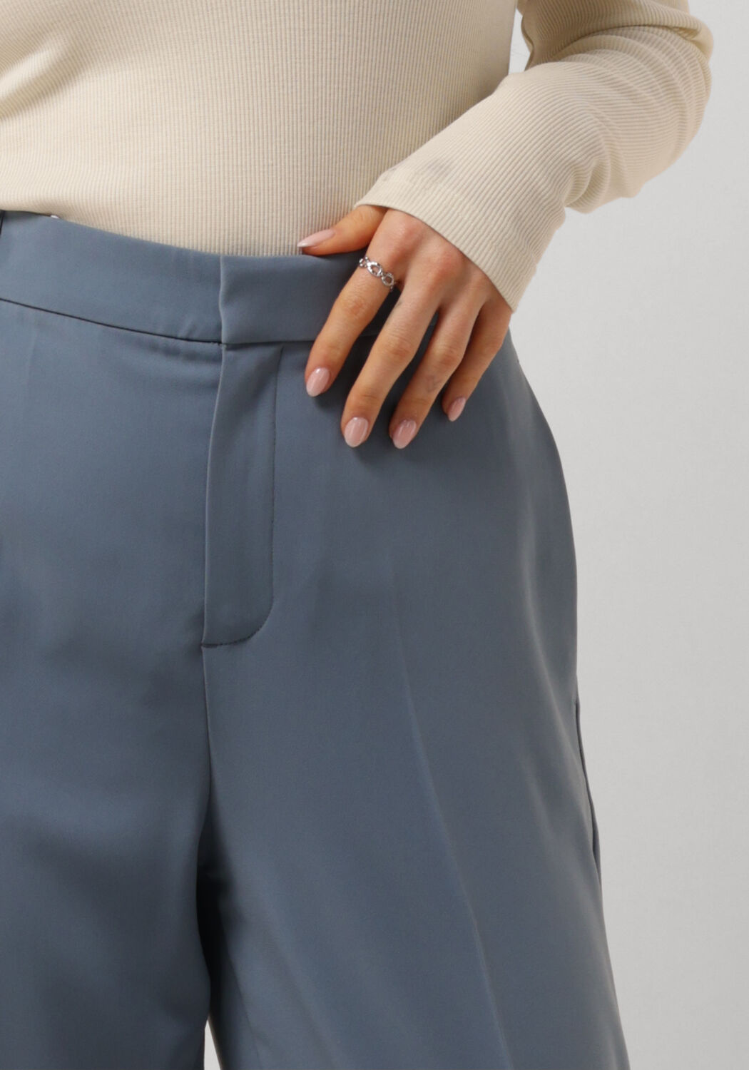 VANILIA Dames Broeken Regular Fit Crepe Tailored Zwart