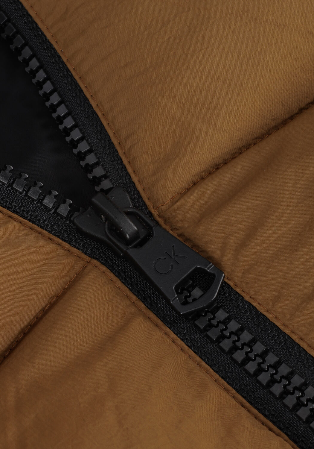 Bruine CALVIN KLEIN Gewatteerde jas CRINKLE NYLON PUFFER JACKET - large