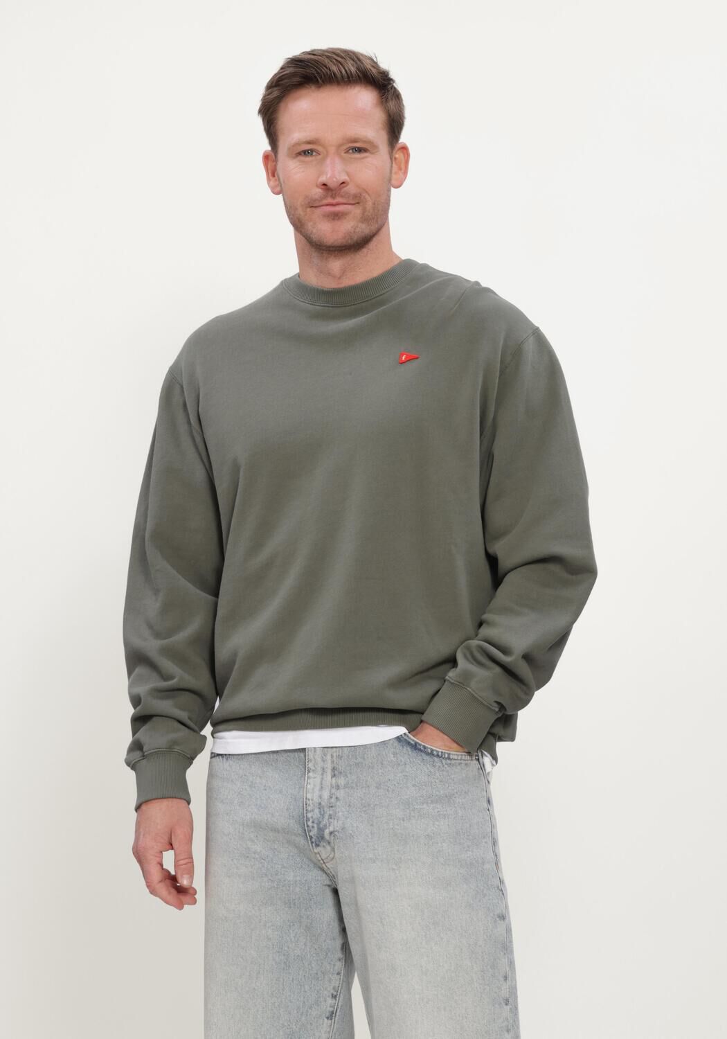 Groene FOR&Eacute;T Sweater FLAG SWEATSHIRT