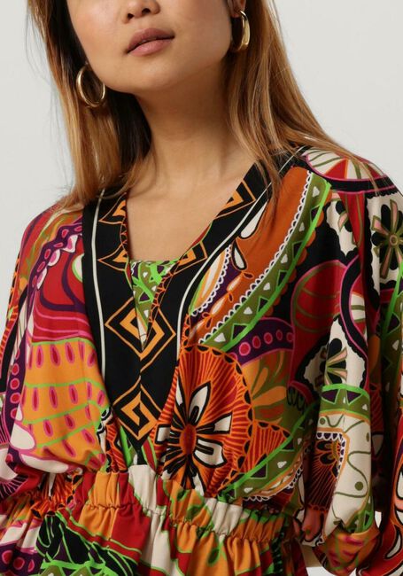 Multi VANILIA T-shirt PRINTED FUN BATSLEEVE - large