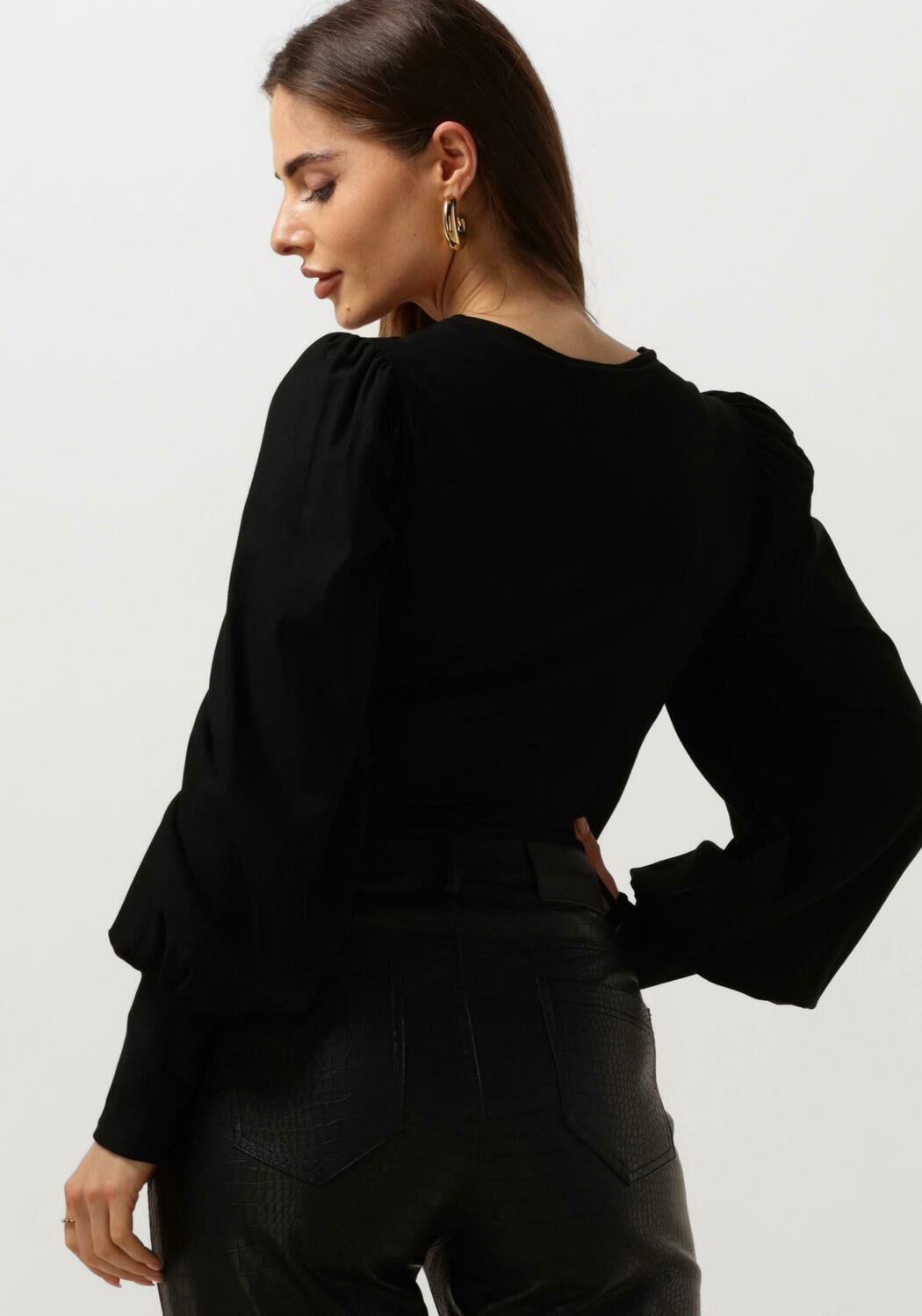 GESTUZ Dames Blouses Rifagz V-neck Blouse Zwart