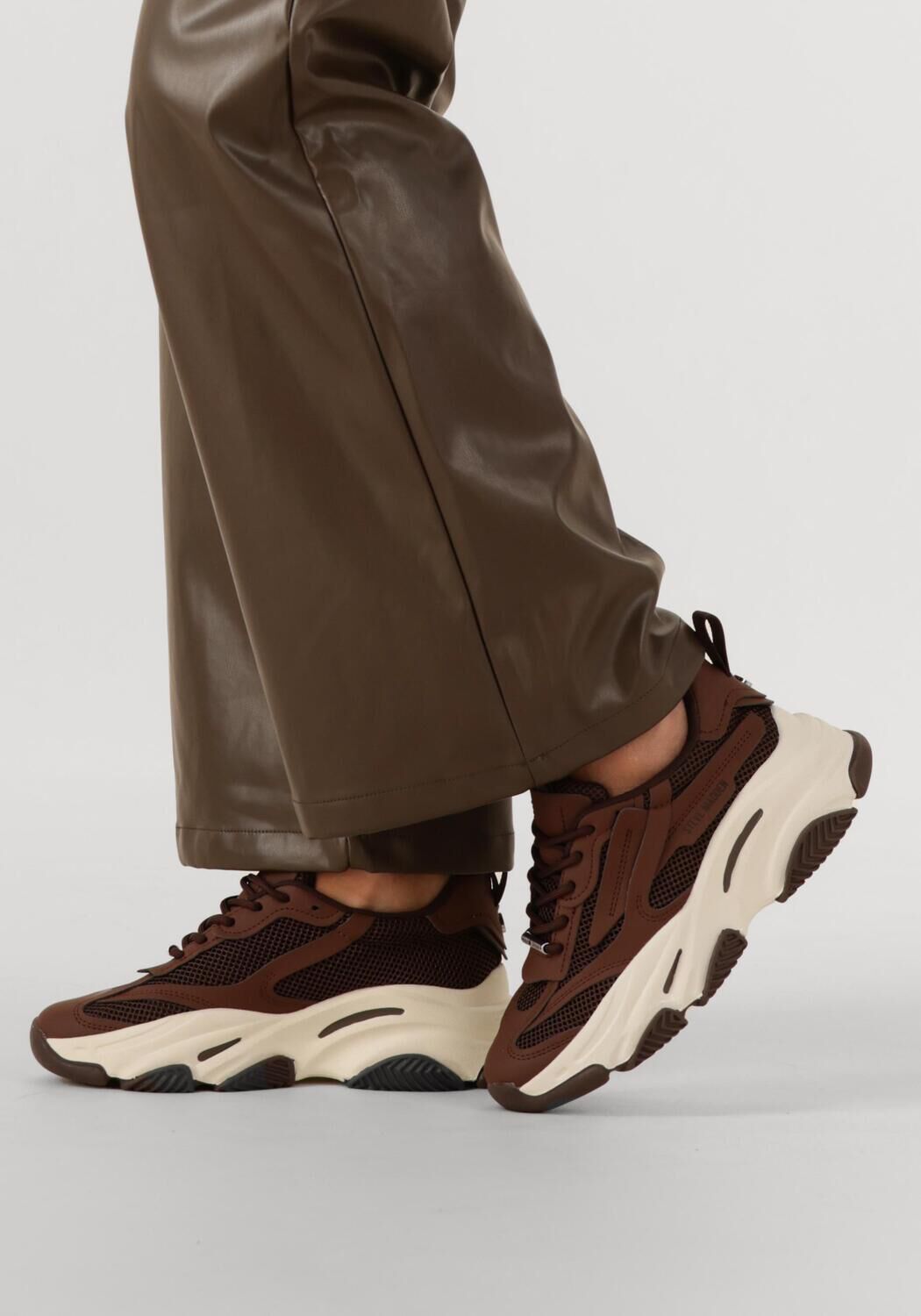 Bruine STEVE MADDEN Lage sneakers JPOSSESSION - large