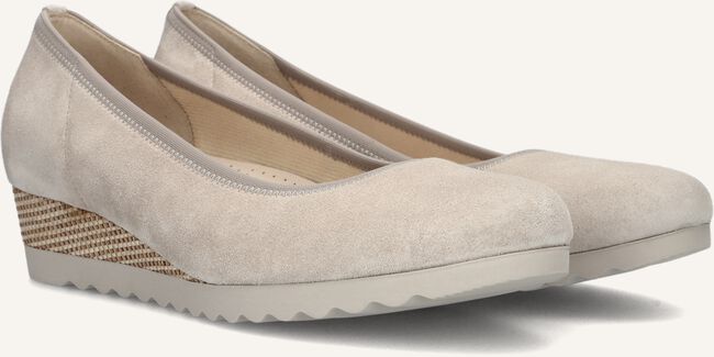 Beige GABOR Instappers 641 Beige GABOR Instappers 641 - large