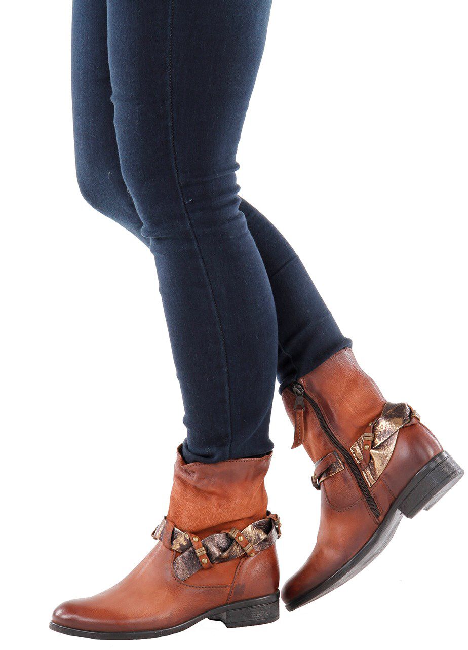 Bruine MJUS (OMODA) Enkellaarsjes 900244 | Omoda
