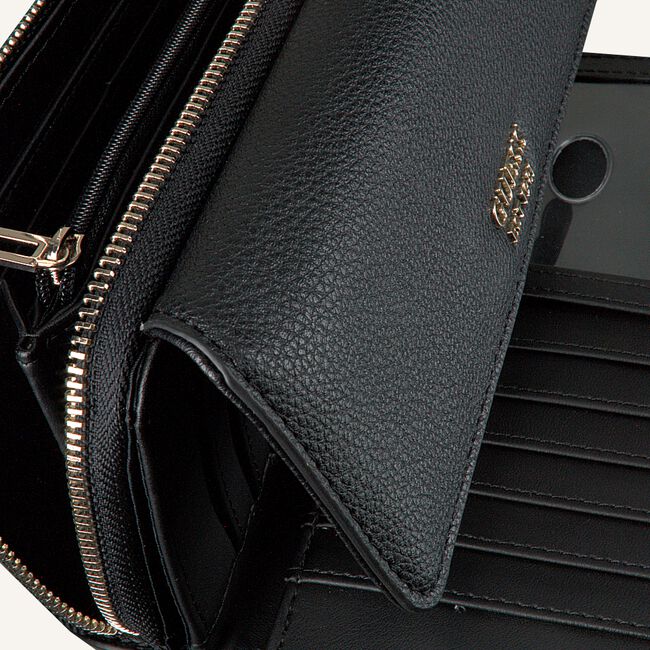 Zwarte GUESS Portemonnee NAYA SLG LRG CLUTH ORGANIZER Zwarte GUESS Portemonnee NAYA SLG LRG CLUTH ORGANIZER - large