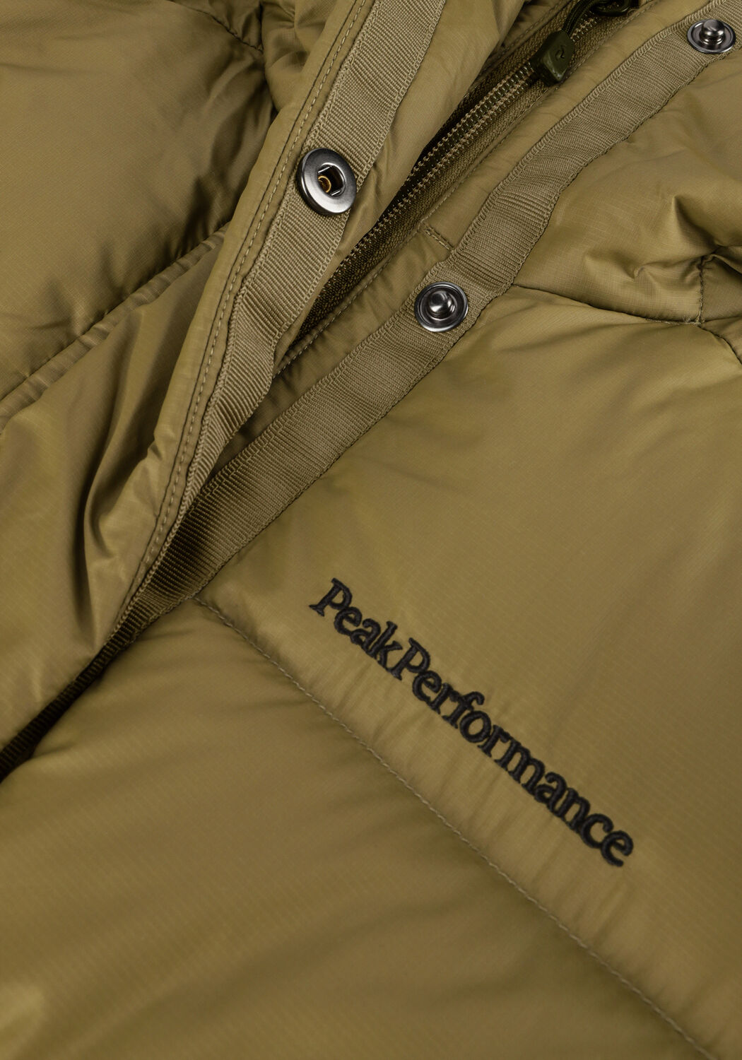 Groene PEAK PERFORMANCE Gewatteerde jas W FROST DOWN COAT - large