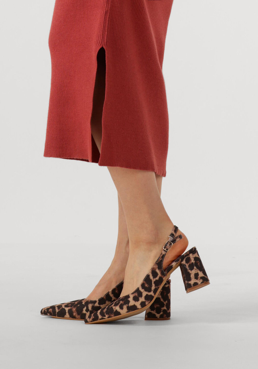 Bruine NOTRE-V Slingbacks 2315C - large