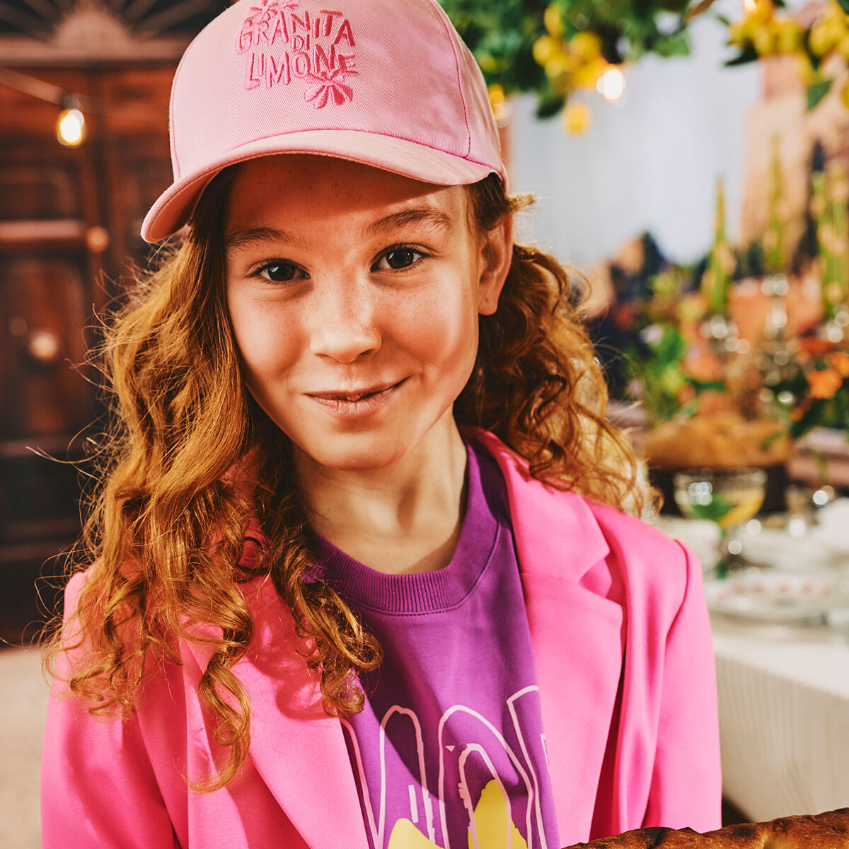 Roze Z8 Pet MADONNA - large