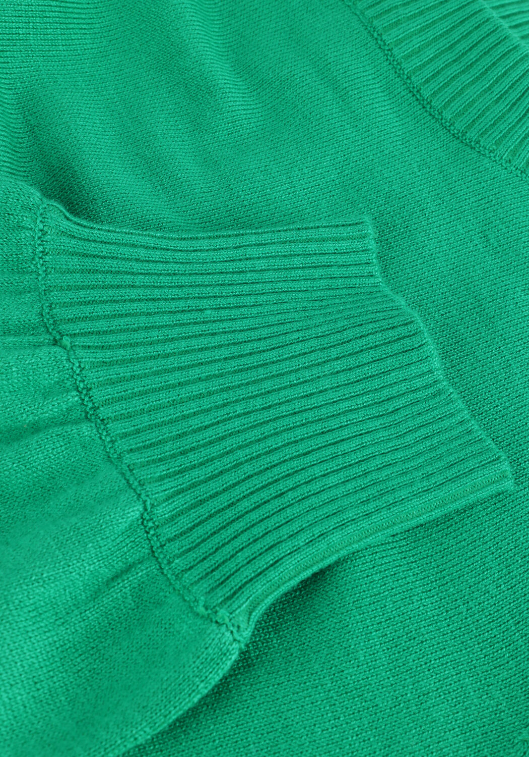 Groene MINUS Top MERSIN KNIT TEE - large