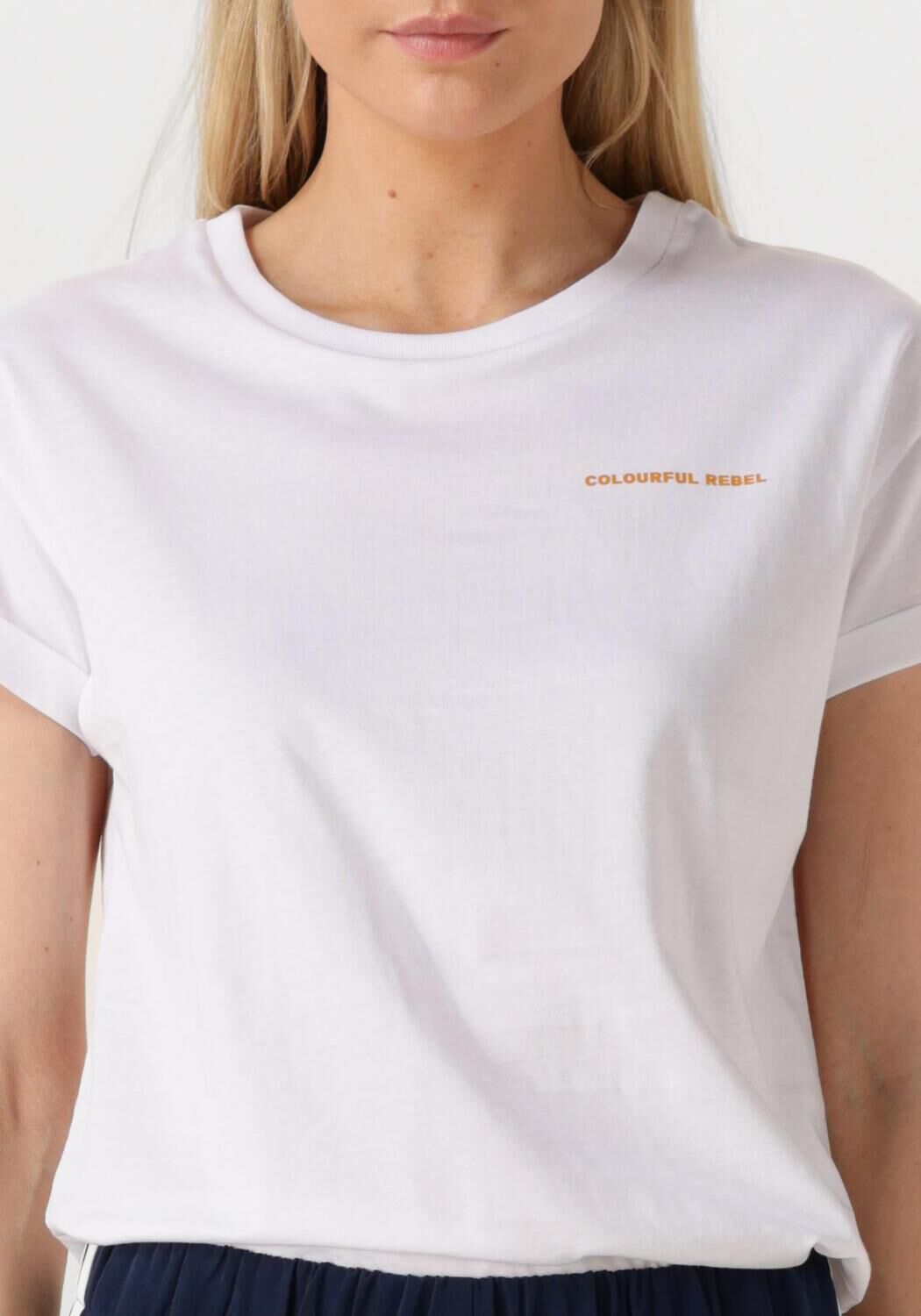 COLOURFUL REBEL Dames Tops & T-shirts Summer Shell Boxy Tee Wit