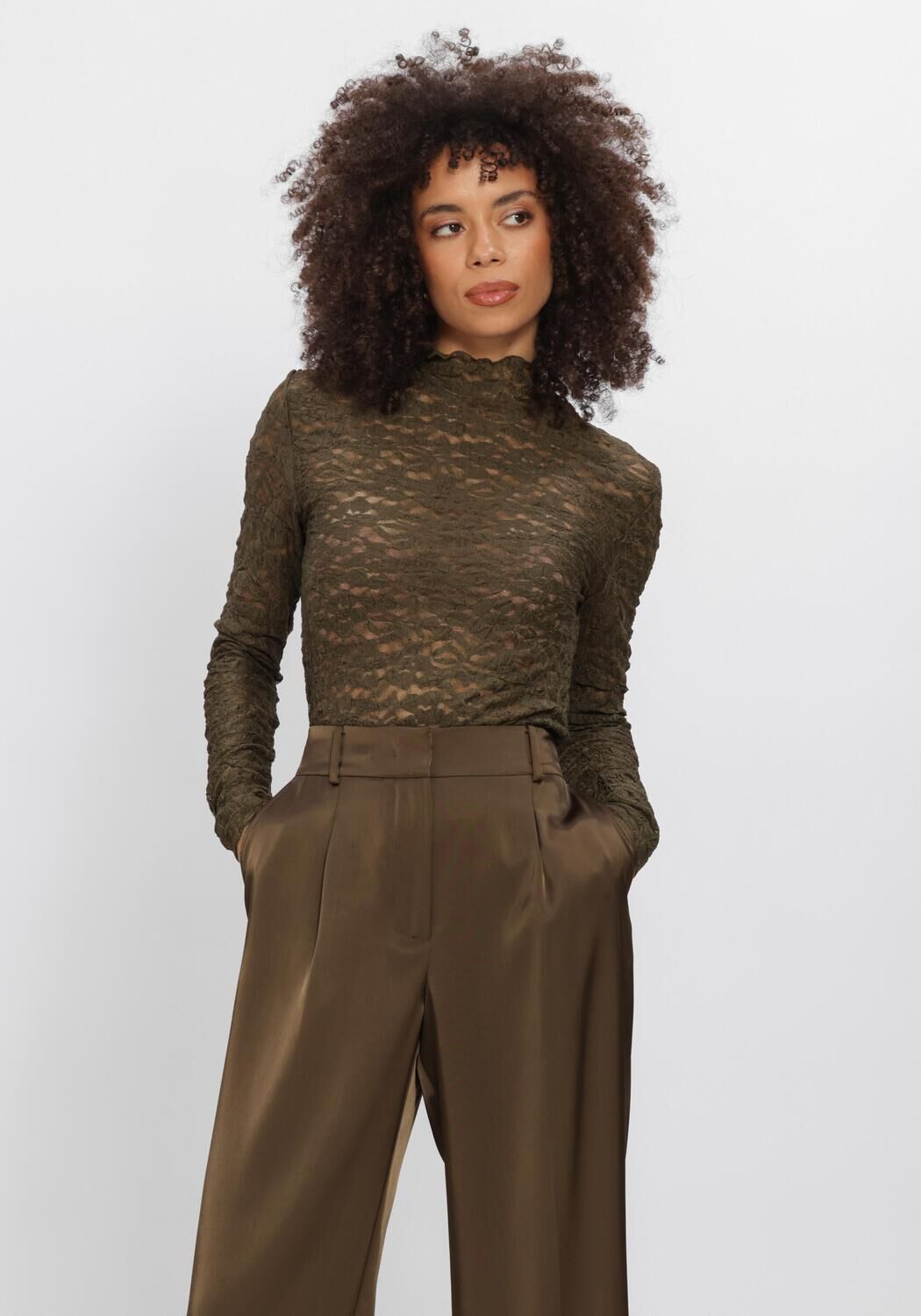 DANTE6 Dames Tops & T-shirts Irony Lace Turtle Neck Top Donkergroen