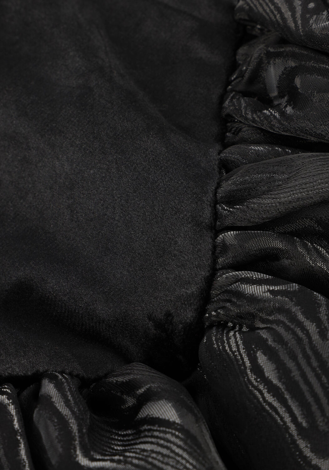 Zwarte Y.A.S. Mini jurk YASSARAH SL BUBBLE HEM DRESS - large