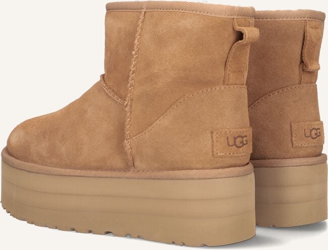 Cognac UGG Vachtlaarzen W CLASSIC MINI PLATFORM Cognac UGG Vachtlaarzen W CLASSIC MINI PLATFORM - large