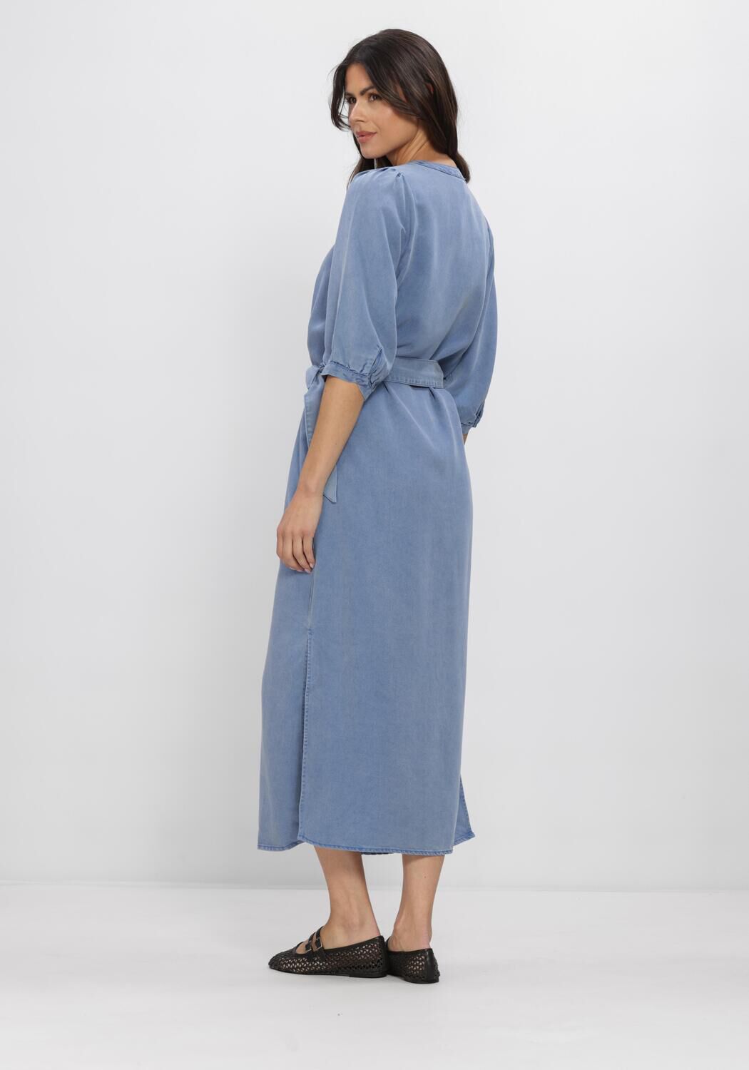 Blauwe FREEBIRD Jurken DNM-TENCELL-26-1 - large