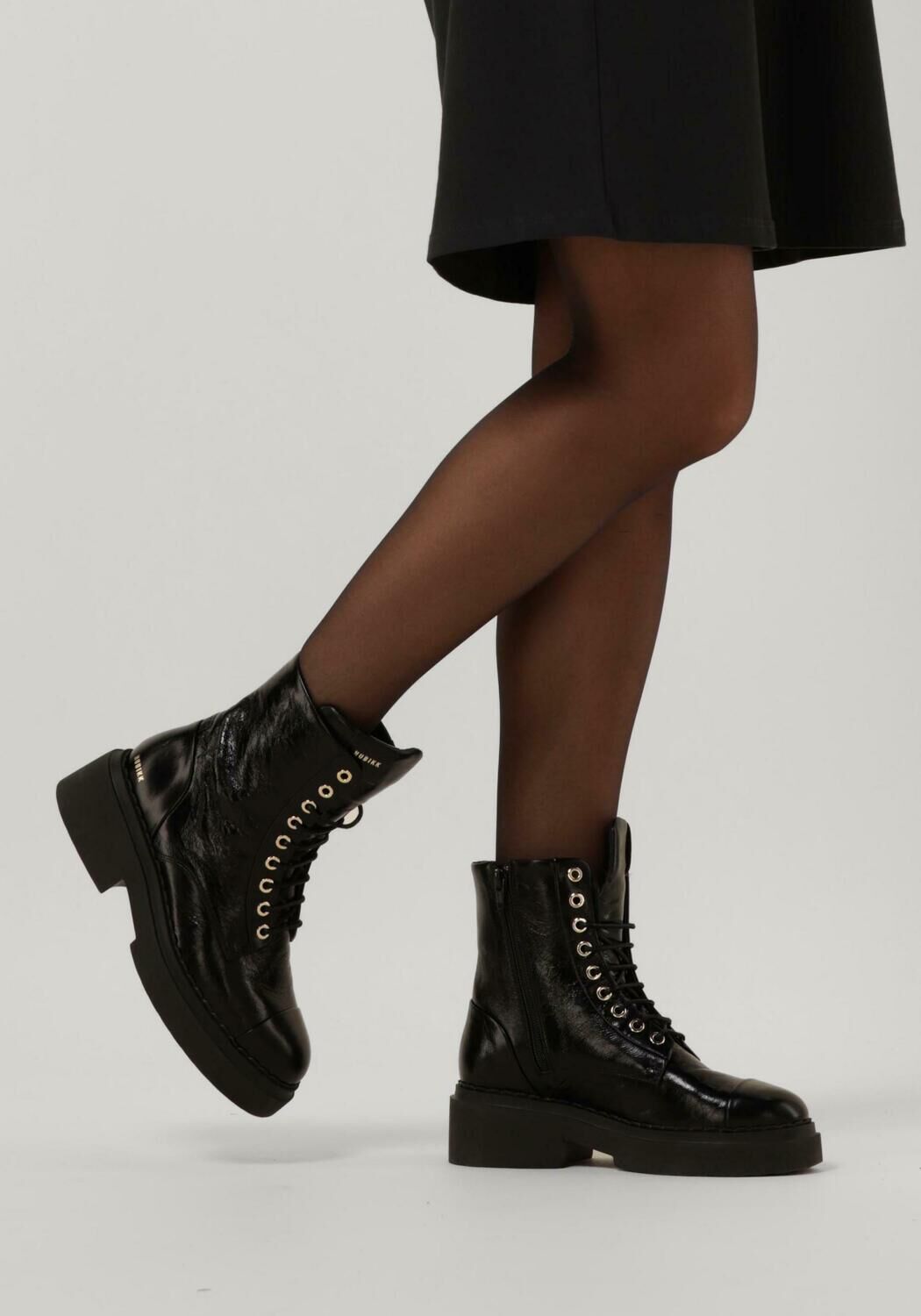 Zwarte NUBIKK Enkellaarsjes FINN BOWIE - large