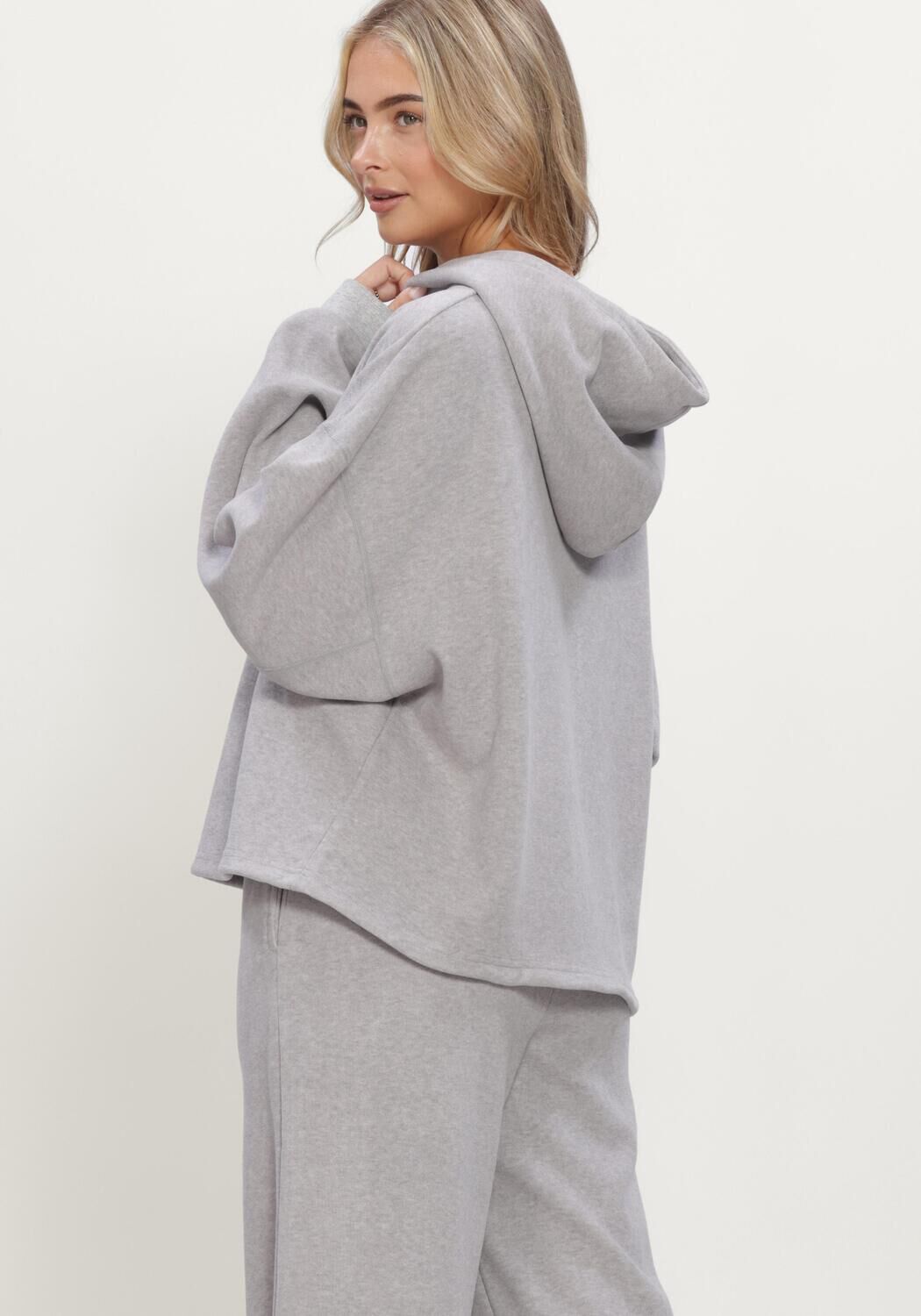 Lichtgrijze STUDIO AMAYA Sweater ROVE SWEATER - large
