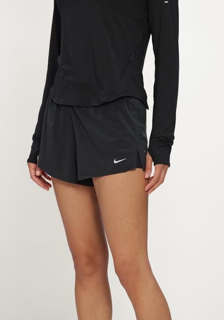 Zwarte NIKE Korte broek NIKE SWIFT - large