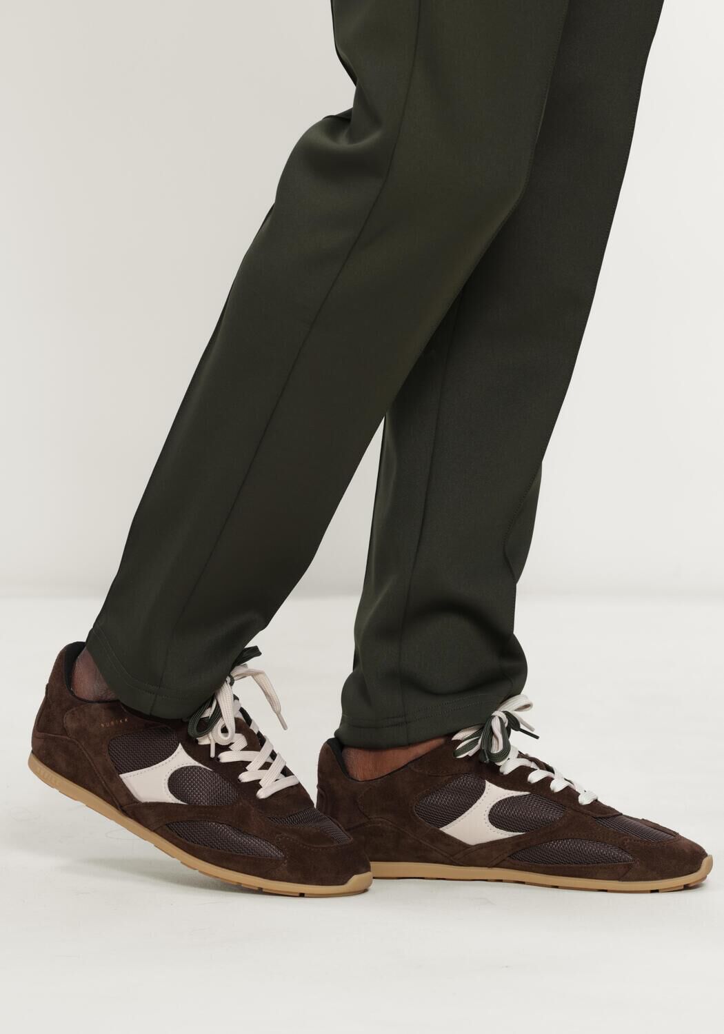 Bruine NUBIKK Lage sneakers RILEY MORGAN - large