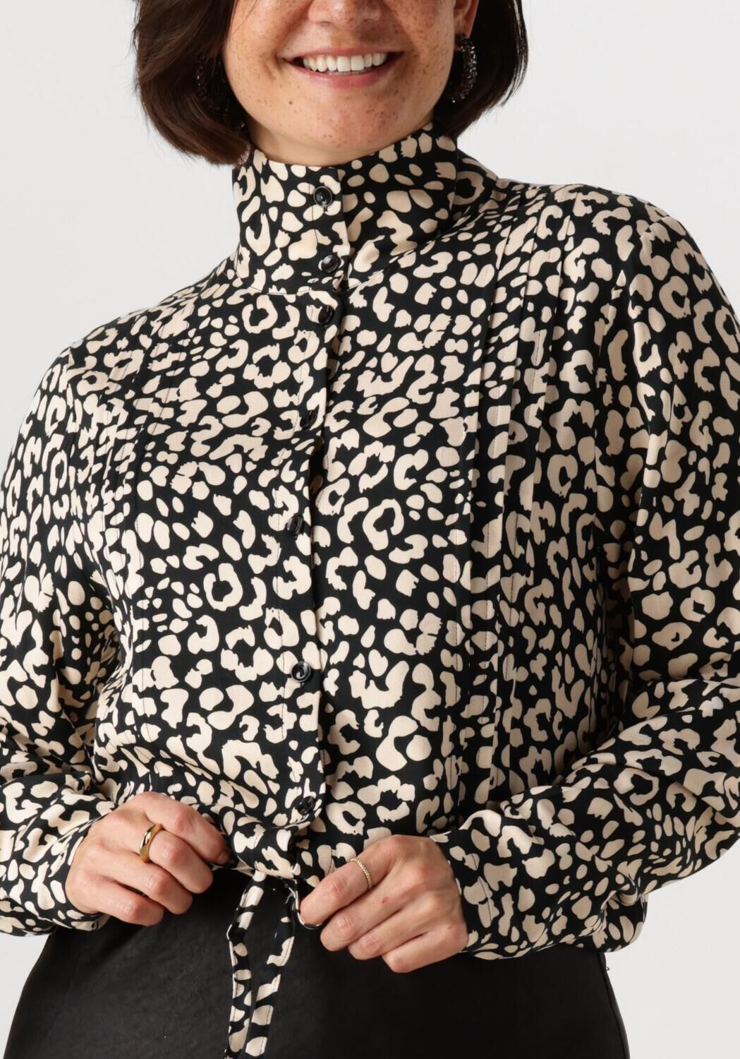 ANOTHER LABEL Dames Blouses Jume Animal Black Shirt Zwart