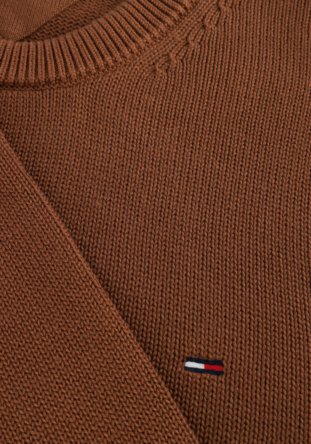 Bruine TOMMY JEANS Trui TJM SLIM ESS SWEATER EXTS - large