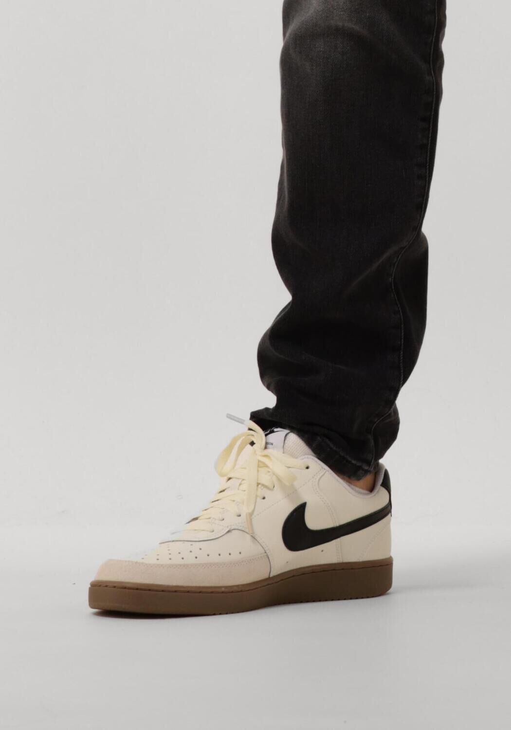 Zwarte NIKE Lage sneakers NIKE COURT VISION LO - large