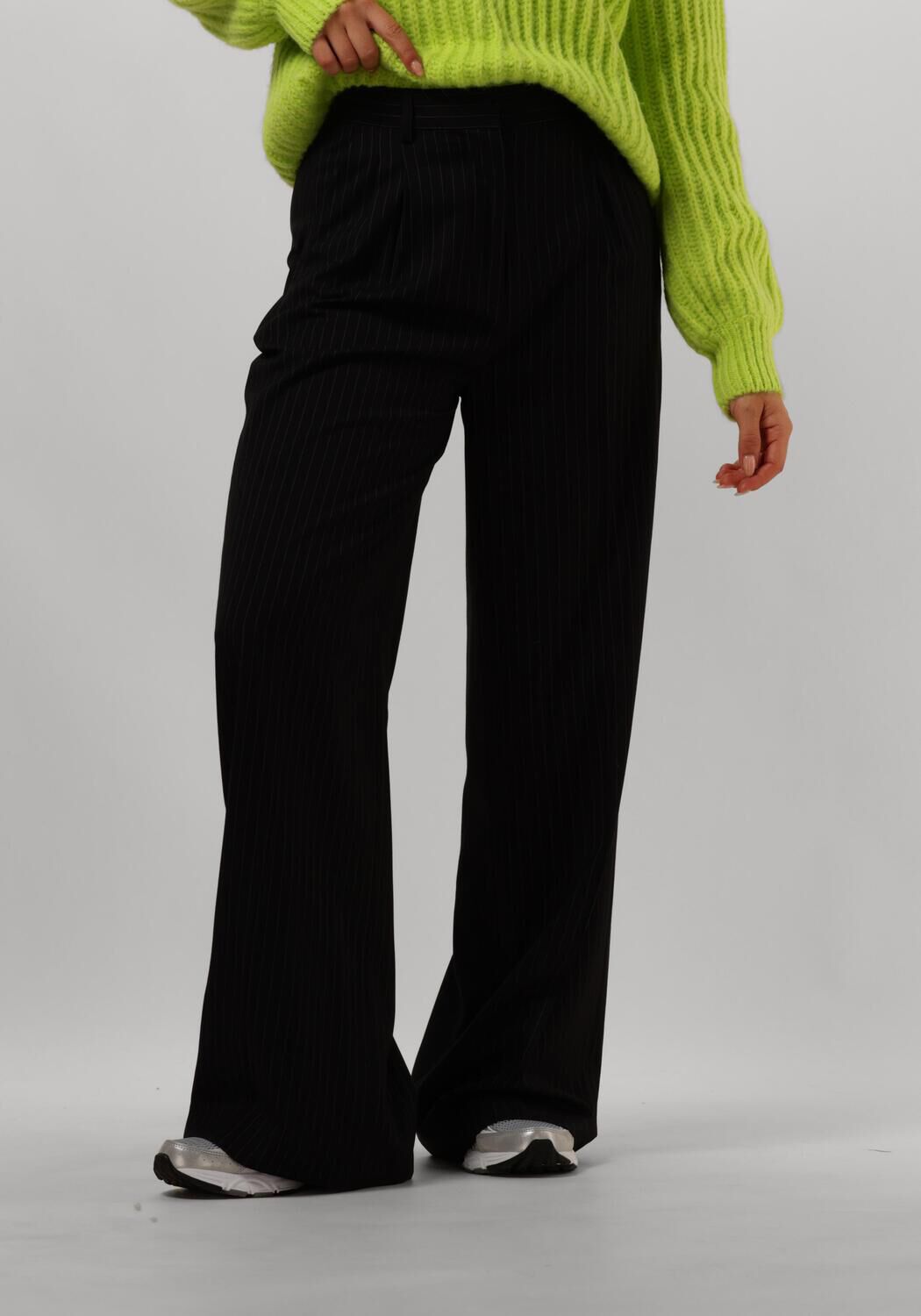 CATWALK JUNKIE Dames Broeken Straight Leg Tailored Trousers Zwart