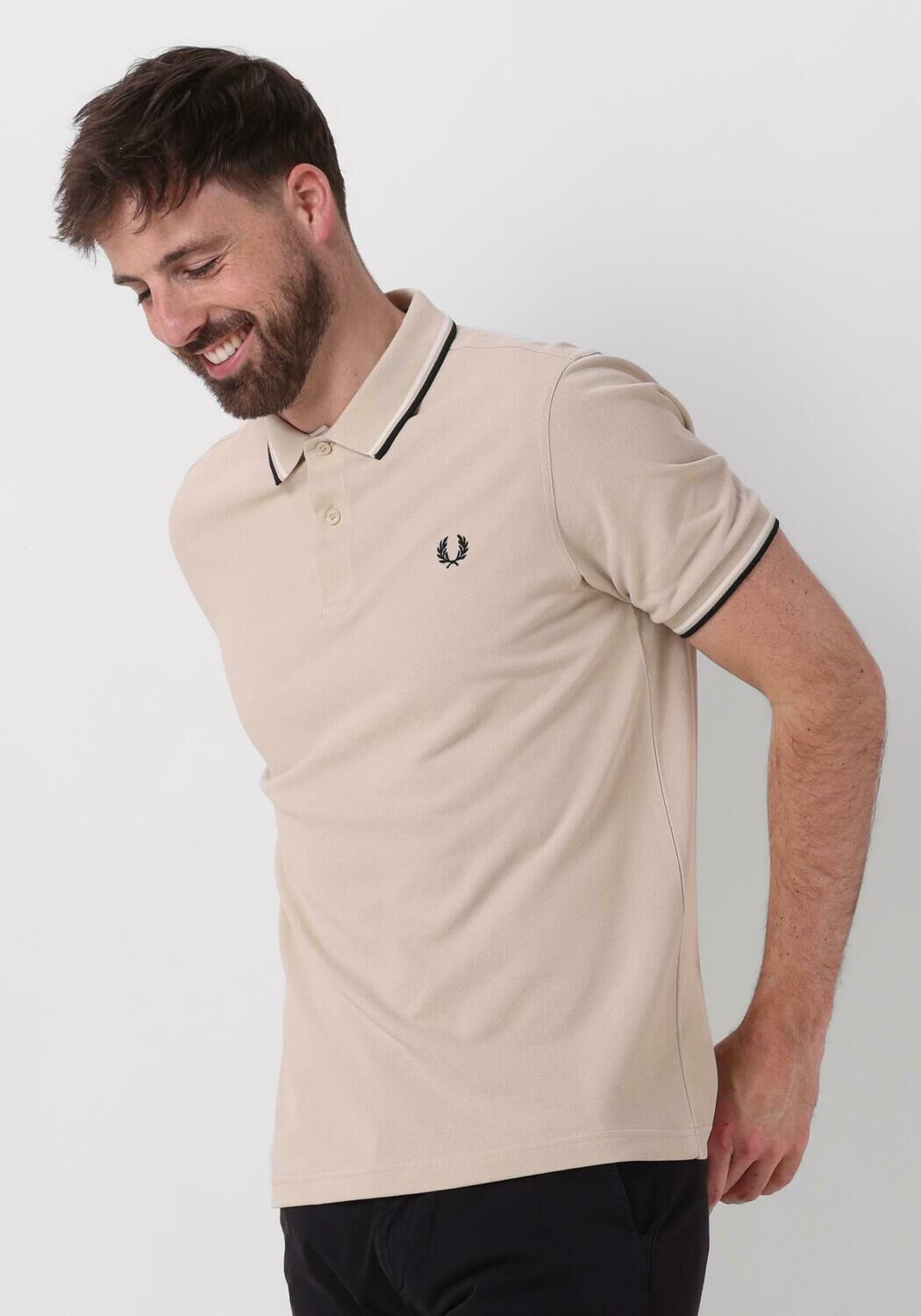 FRED PERRY Heren Polo's & T-shirts The Twin Tipped Shirt Ecru