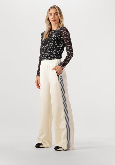 Witte HAUTE L'AMITIÉ Joggingbroek BAGGY TRACK TALL PANTS - large
