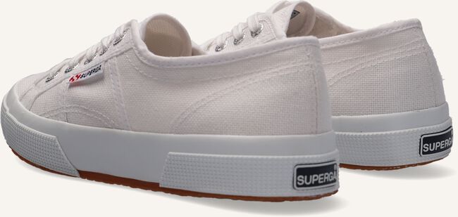 Witte SUPERGA Lage sneakers 2750 COTU CLASSIC Witte SUPERGA Lage sneakers 2750 COTU CLASSIC - large