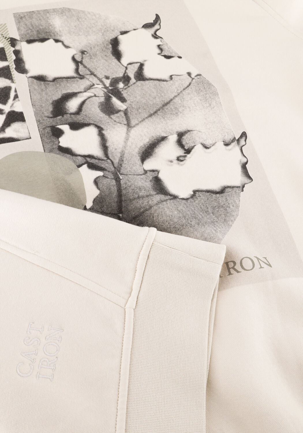 Ecru CAST IRON Sweater RELAXED FIT GRAPHIC - large