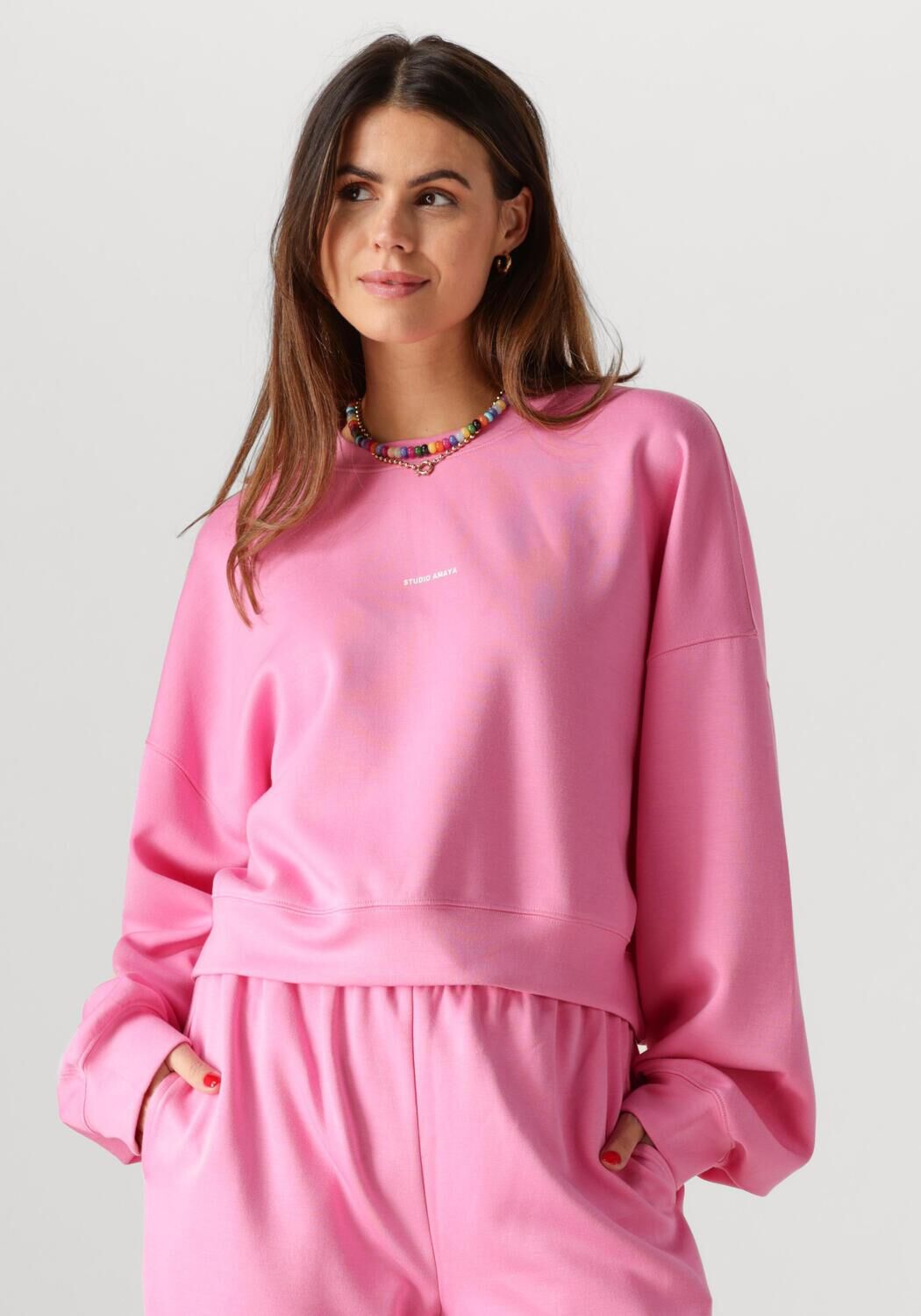 STUDIO AMAYA Dames Truien & Vesten Betty Fuchsia
