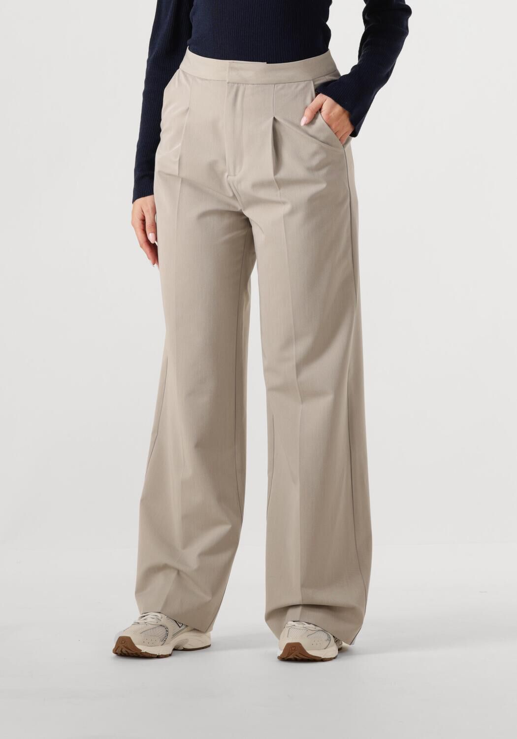 Notre-v Elegante Zand Pantalon voor Vrouwen Beige Dames