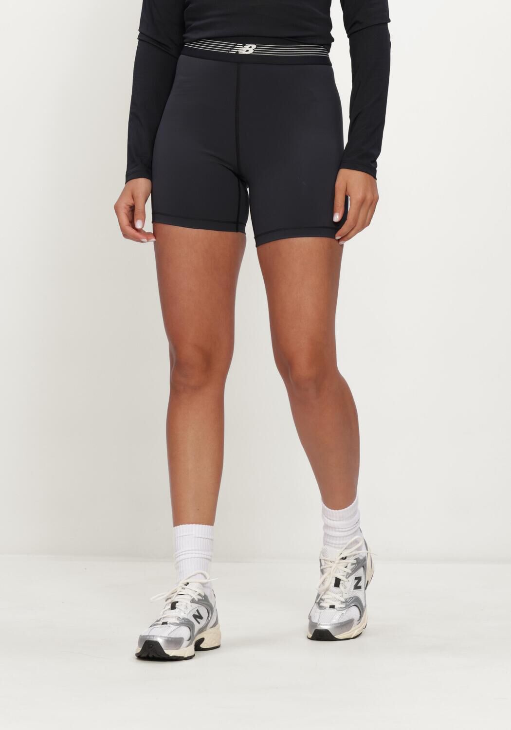 Zwarte NEW BALANCE Korte broek AC FITTED SHORT 5"