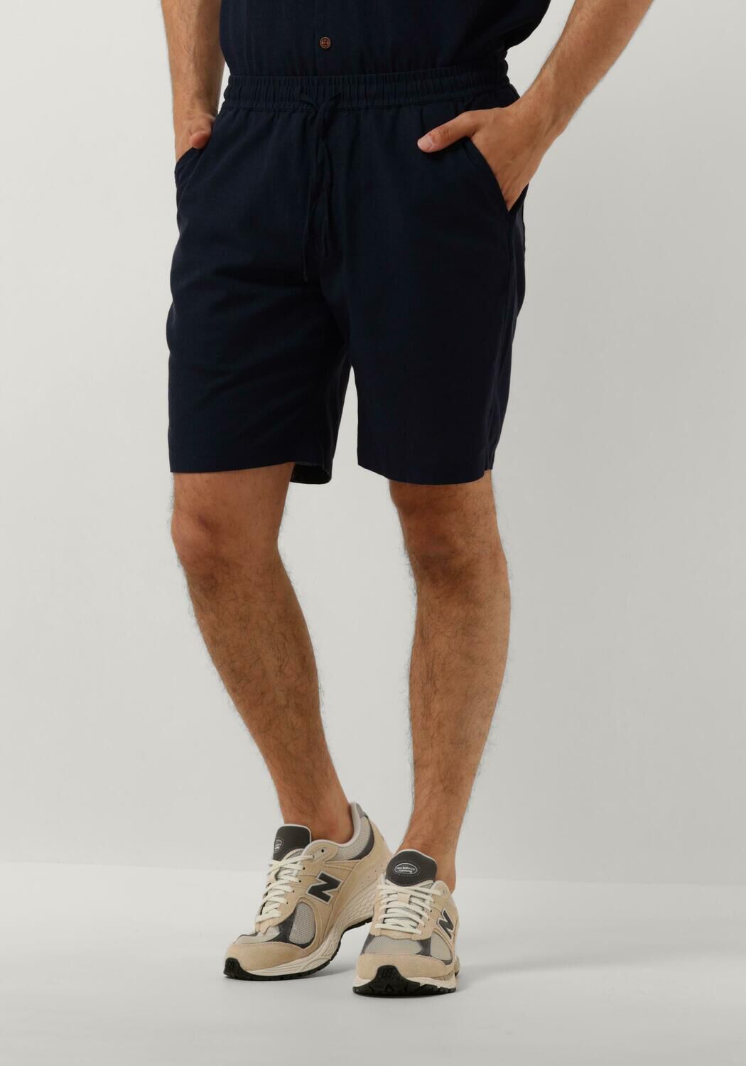 ANERKJENDT Heren Broeken Aklt James Cot linen Ela Shorts Donkerblauw