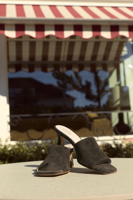 Bruine OMODA ATELIER Muiltjes OM-DONNA X BO - large