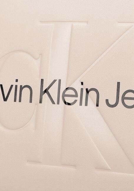 Roze CALVIN KLEIN Schoudertas SCULPTED CAMERA POUCH21 MONO Roze CALVIN KLEIN Schoudertas SCULPTED CAMERA POUCH21 MONO - large