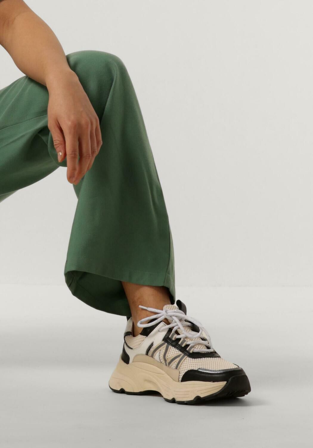 Omoda zwarte sneakers dames online